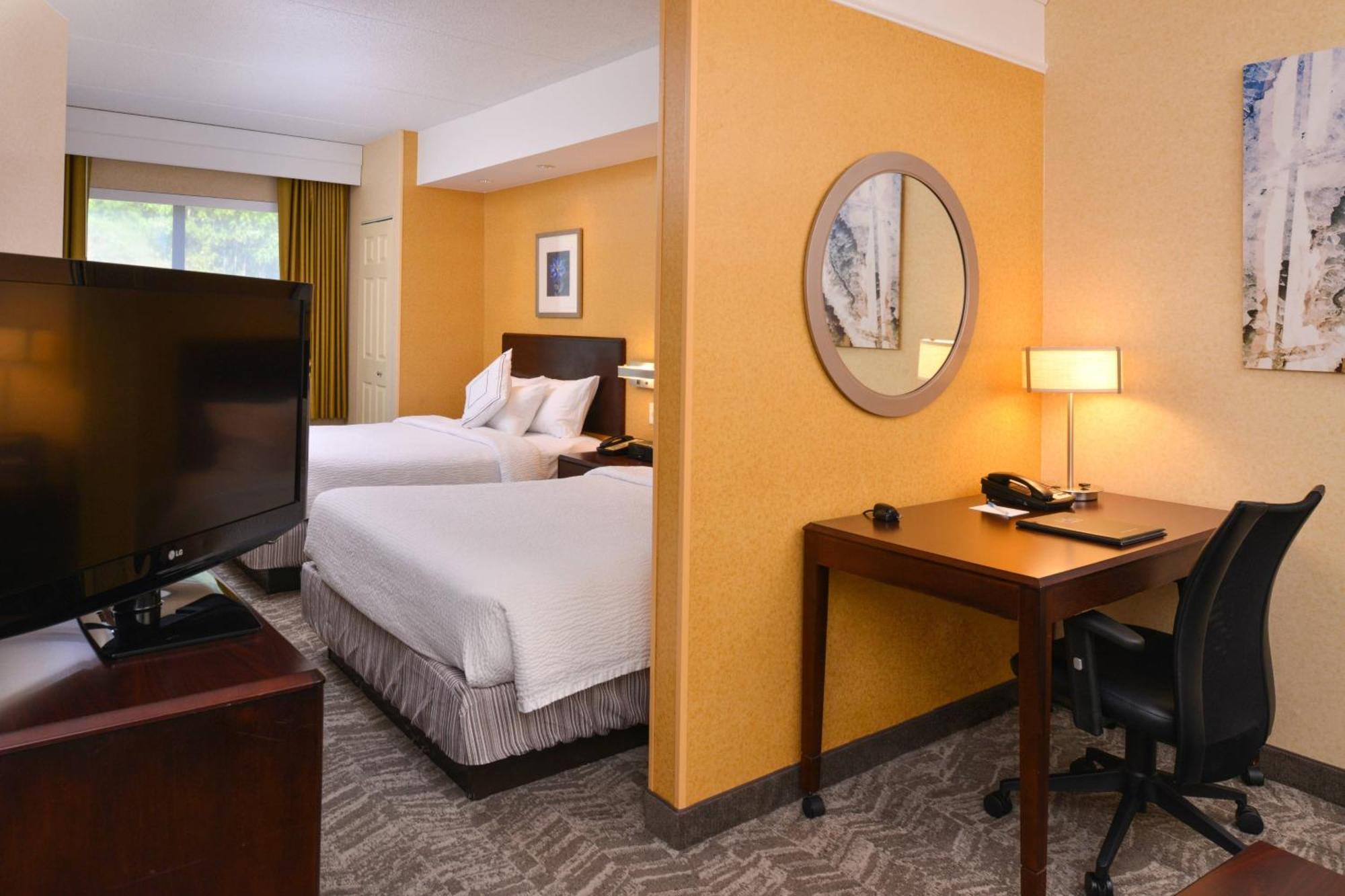 Springhill Suites Pittsburgh Mills Tarentum Extérieur photo